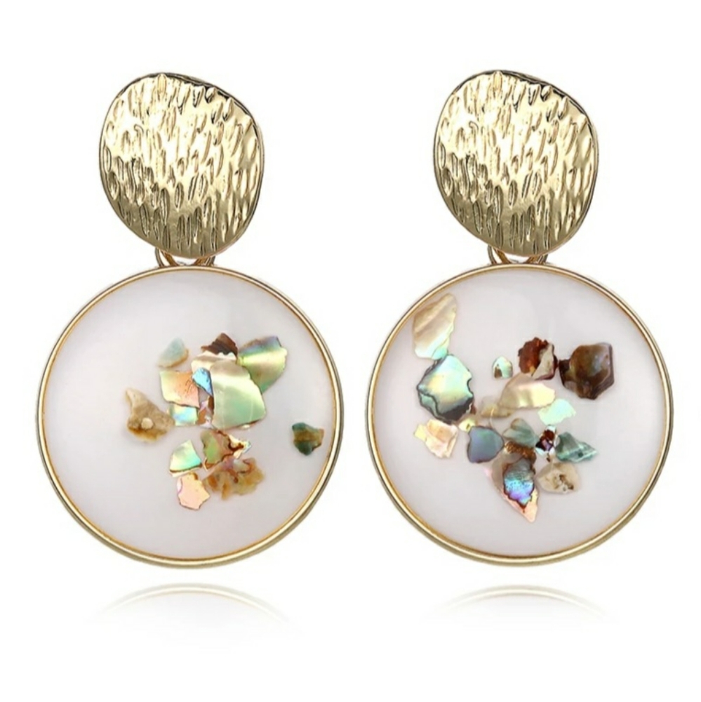 Earrings, Gold Tone, Post Backs - Picture 1 of 1